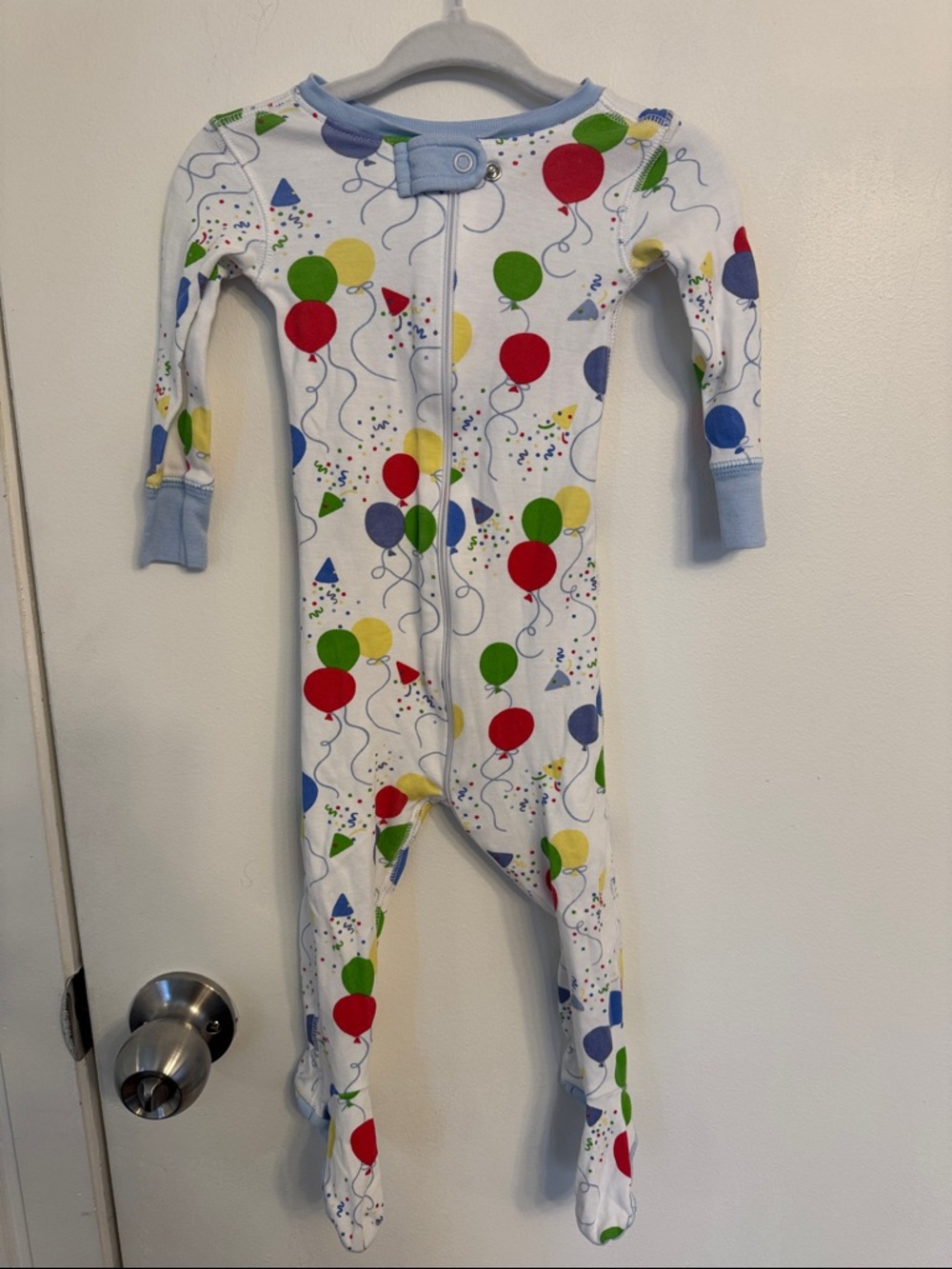 The Beaufort Bonnet Company White Balloon-Print Footed One-Piece